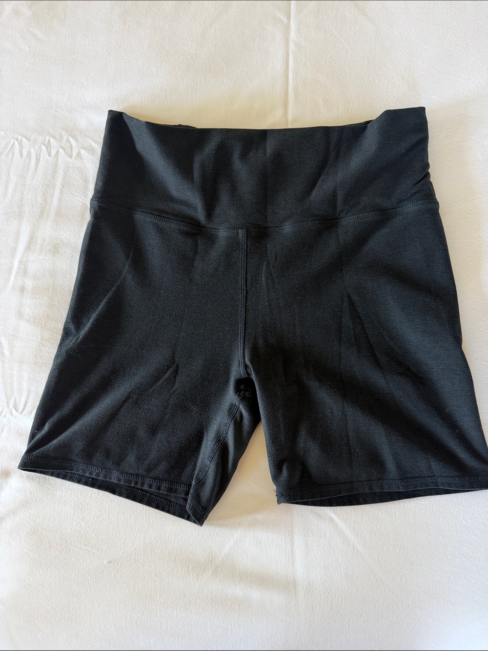 Vuori High-Rise Black Women’s Active Shorts